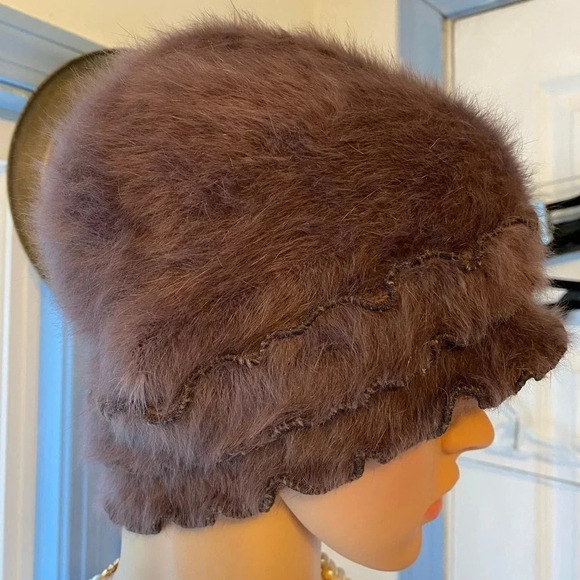Dalia Angora Blend Soft Stretchy Fuzzy Fur Brown Womens Hat One Size Fits Most - Picture 4 of 8
